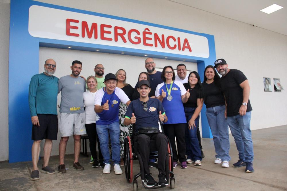 Senadora Damares Alves fortalece parceria com o governo municipal.