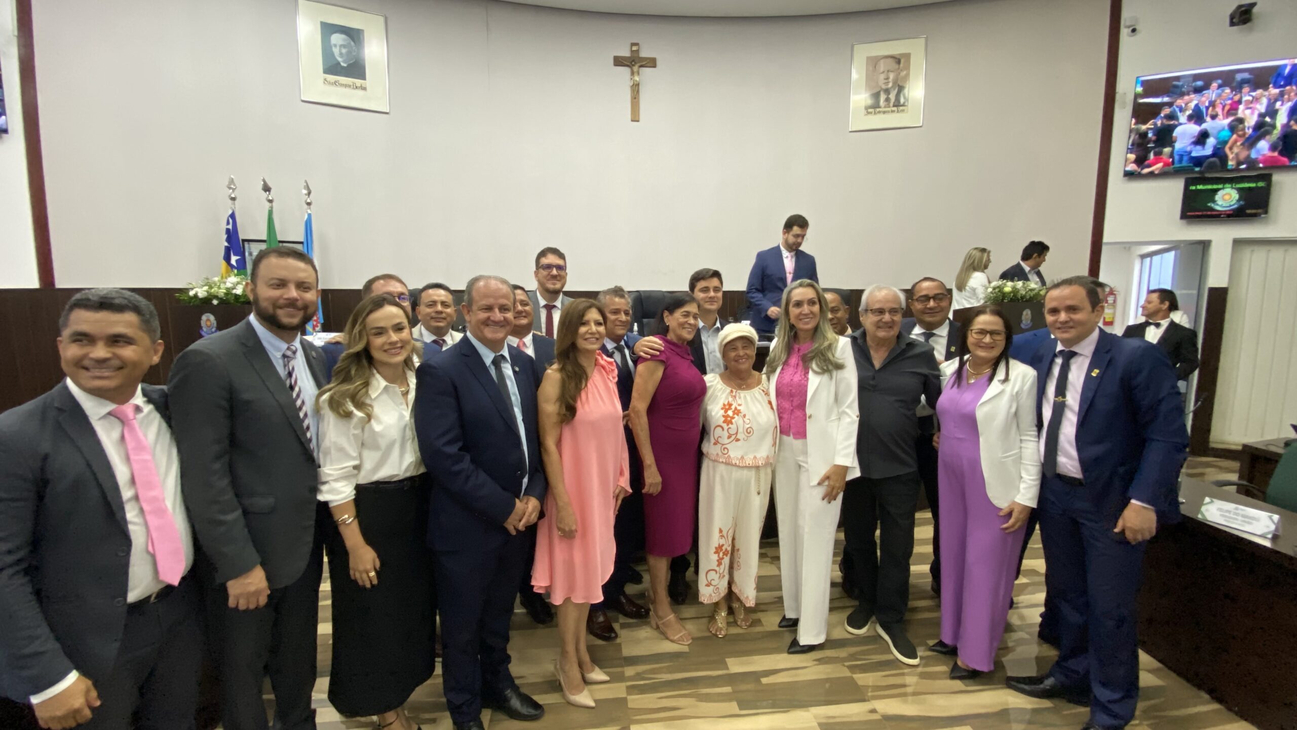 Sessão solene em homenagem ao dia internacional da mulher