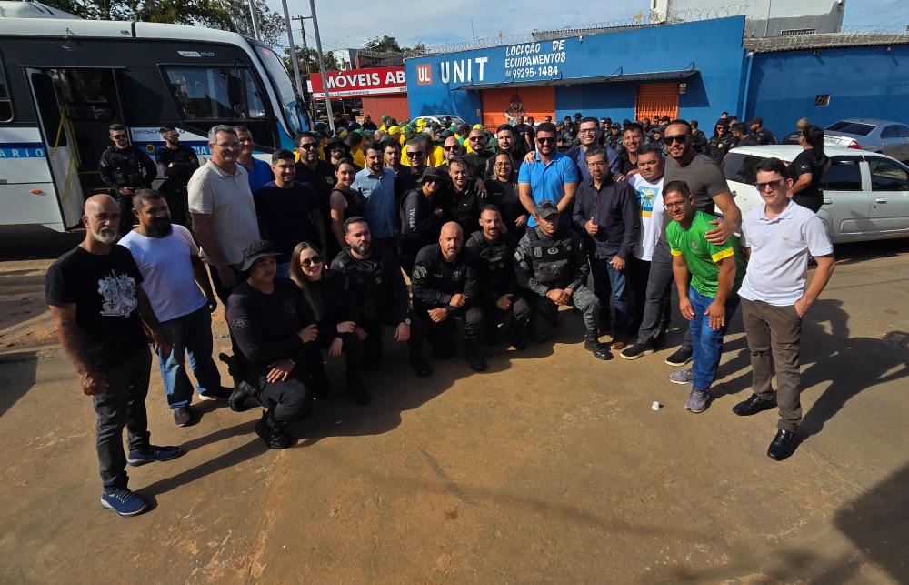 Detentos contribuem para a limpeza urbana e ganham oportunidade de reintegração social