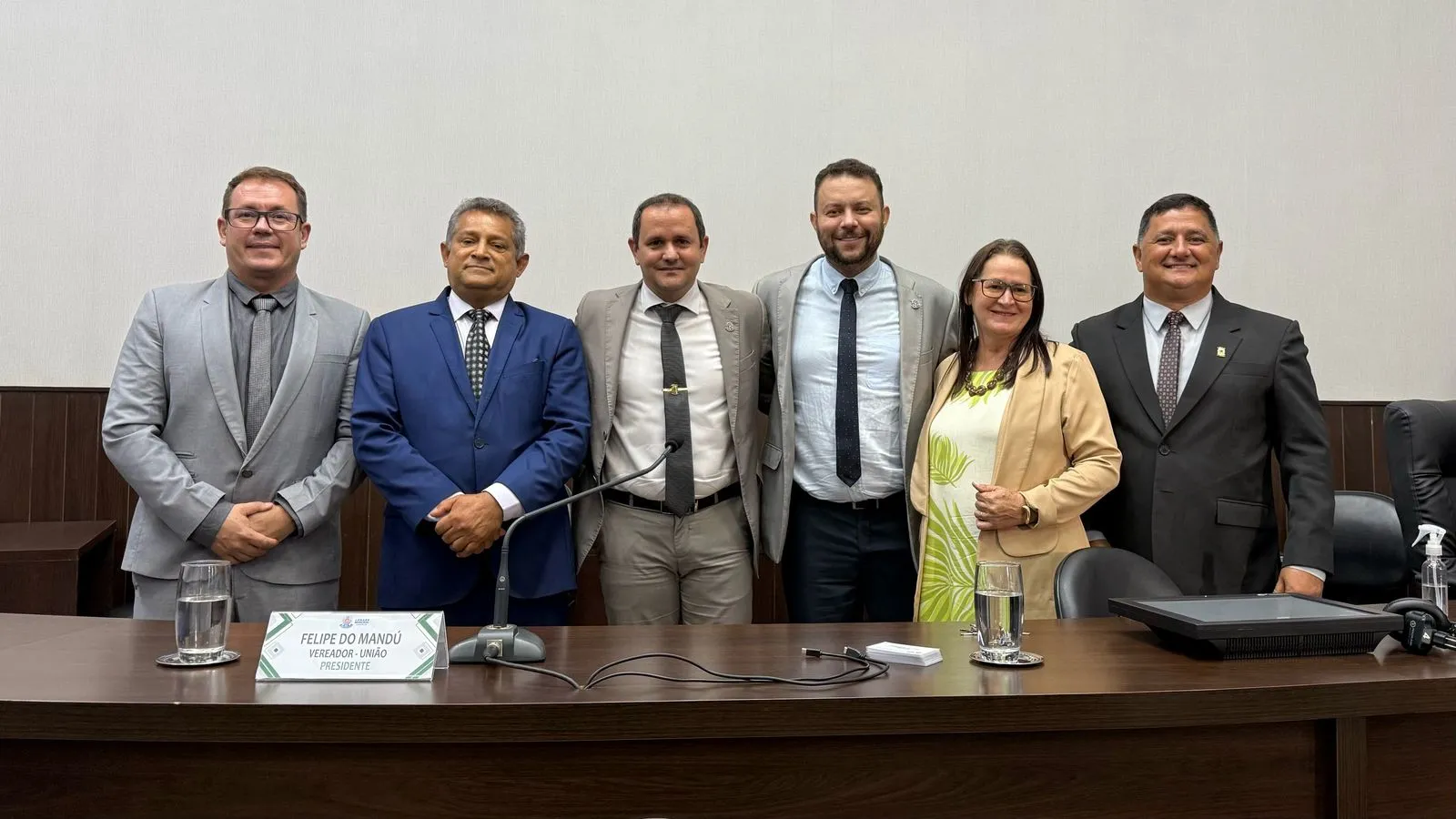 A Câmara Municipal de Luziânia elegeu nesta terça-feira (22) sua mesa diretora para o anuênio de 2026.